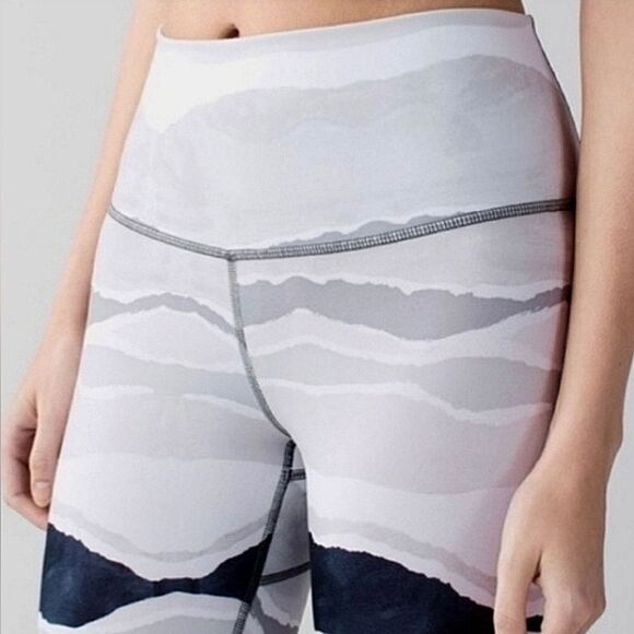 Lululemon Athletica True Self Crop Bleacher Yoga Legging - Picture 3 of 15